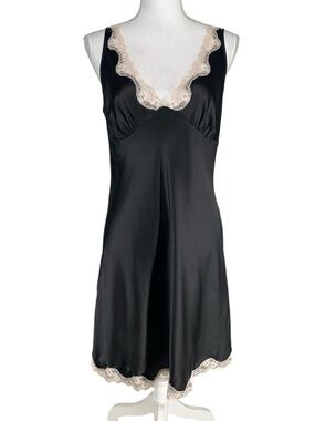 VICTORIA’S SECRET / Black Satin Style Slip Pink Lace Dress / Medium / Grunge 90s